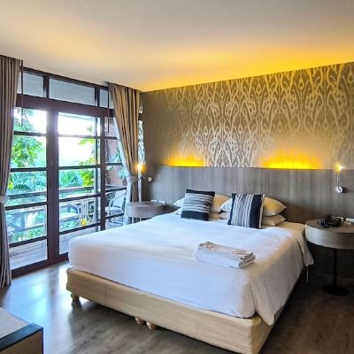 Deluxe Room with Mountain View Issara Boutique Winery Hotel Promo Code