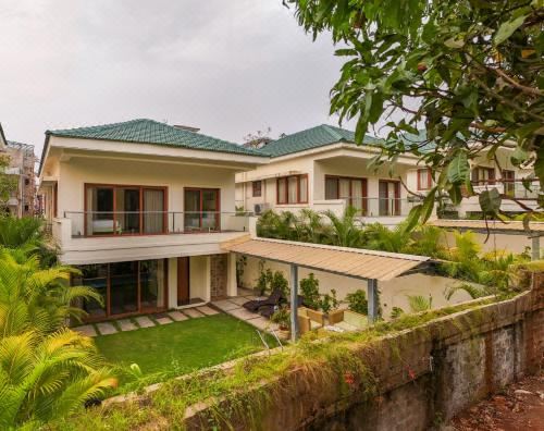 Elivaas 3 BHK with Pvt Pool - Azalea Villa