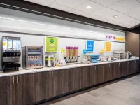 Tru by Hilton Chesapeake Greenbrier