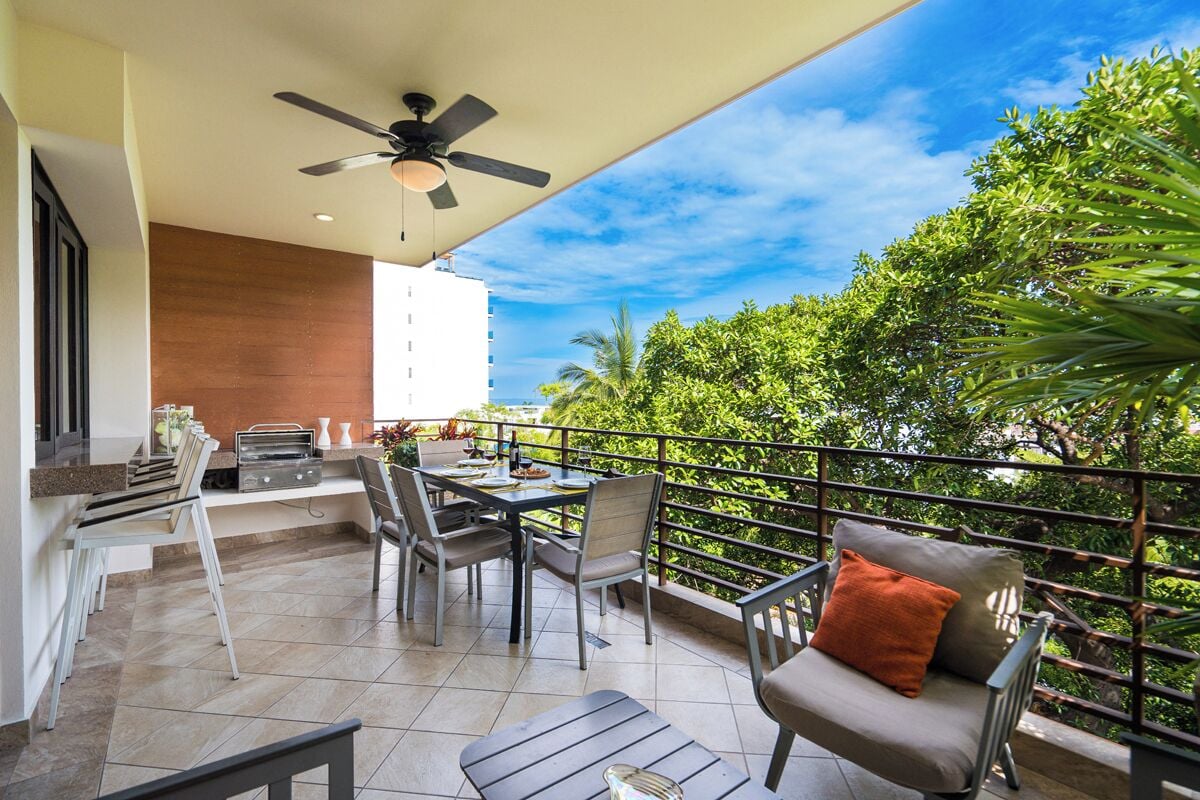 奢华套房， 2 间卧室， 部分海洋景观