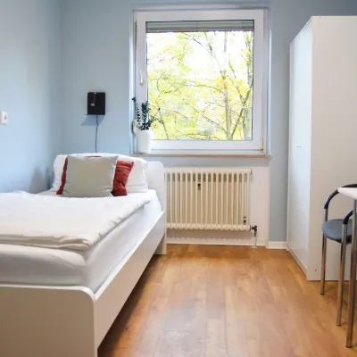 1, 2, sleep Hostel Nürnberg Messe Hôtels à proximité de : Stade Max-Morlock-Stadion