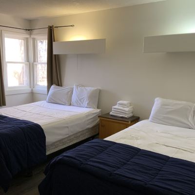 Standard Suite, 1 Bedroom, Fireplace, Lake View (Mapleview # 1) Tally Ho Inn Promo Code