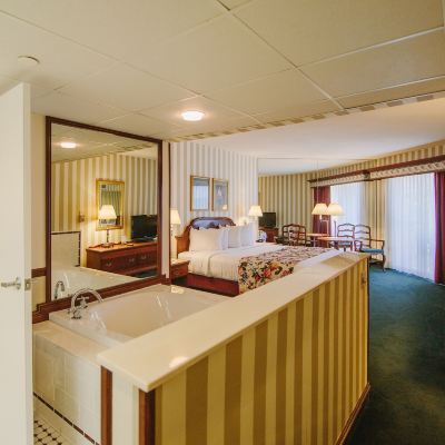 King SPA Room – 1 King&SPA Tub Bayshore Resort Promo Code