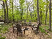 Sunset Burrow Retreat in Roscommon, MI - whole house, 3 bed, 2.5 bath! Hoteles en Municipio de Gerrish