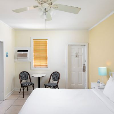 Superior Double Room Southernmost Inn Adult Exclusive Promo Code