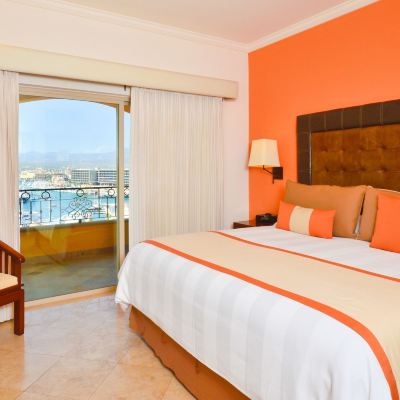 One-Bedroom Suite The Ridge at Playa Grande Promo Code