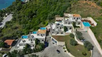 Golden King Villas