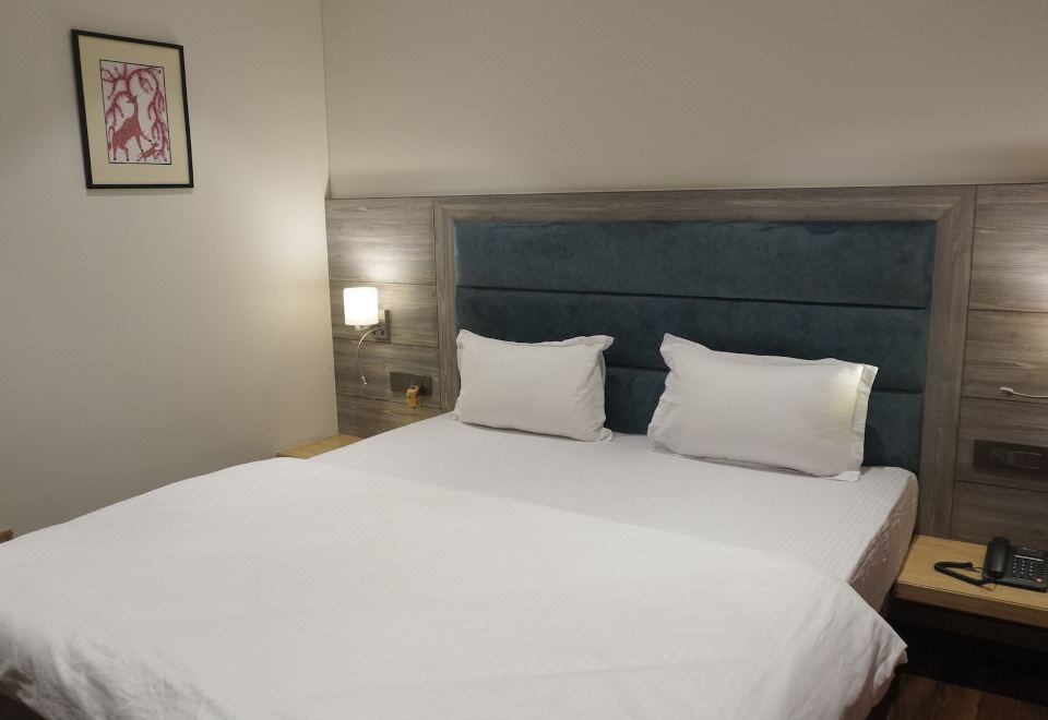 THE LEGACY Luxury Double Room