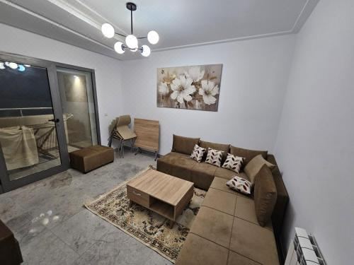 Beautiful ApartmentOne-Bedroom Apartment