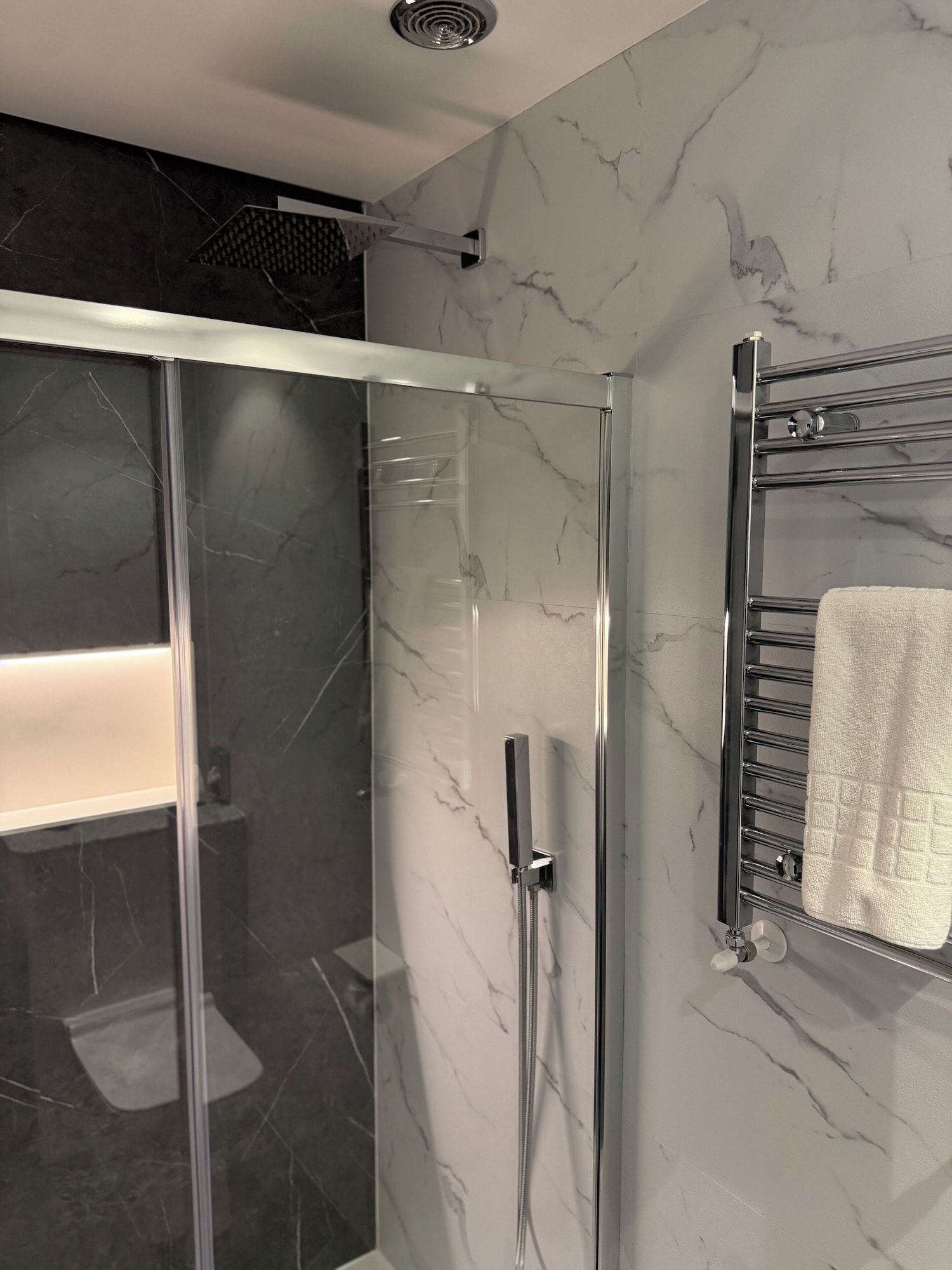 俱乐部双人房或双床房， 1 张双人床， 海景， 临海