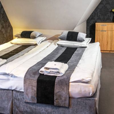 Standard Double Room - Accessible Silverton Promo Code