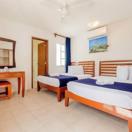 Progreso Beach Hotel Отели в г. Прогресо