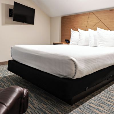 Loft RiverTree Inn Promo Code