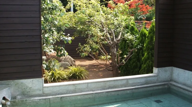 ギャラリーコート オファ・アトゥ 施設