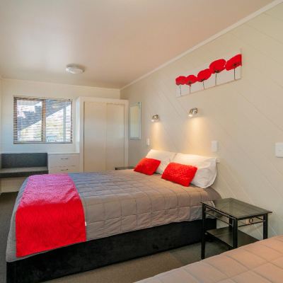 Deluxe Suite With Sea View The Oceanside Motel Promo Code
