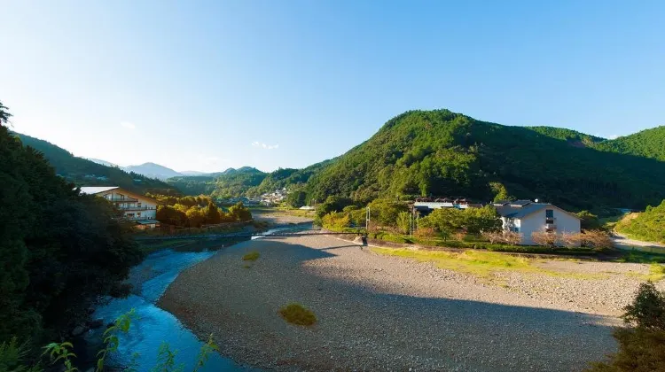 わたらせ温泉 ホテルささゆり 外観