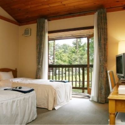 ツインルーム（ログウィング） 公共の宿　泉崎さつき温泉　泉崎カントリーヴィレッジ クーポン