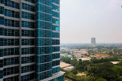 Modern and Cozy 1BR Brooklyn Alam Sutera Apartment By Travelio One-Bedroom Apartment