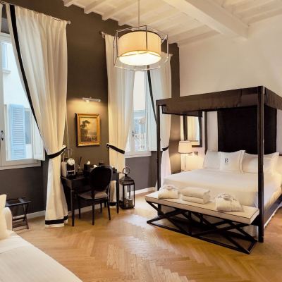 Deluxe Room Relais Uffizi Promo Code
