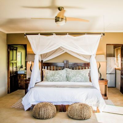 Deluxe King Room With River View African Safari Lodge Promo Code