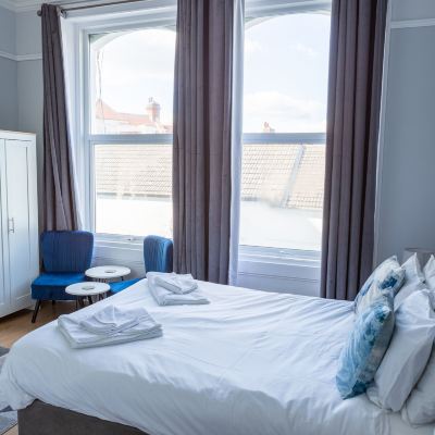 Superior Double Room, Ensuite, Courtyard View The Halcyon Promo Code