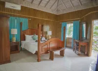 Bay View Eco Resort & Spa Hotel di 