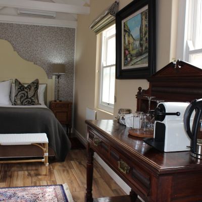 Superior King Suite Le Petit Paris Promo Code