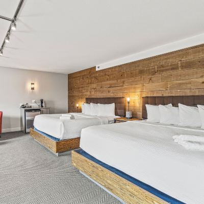 Deluxe Double King Room Basecamp Lodge Promo Code