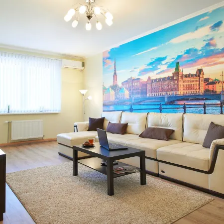 PaulMarie Apartments on Mazurova
