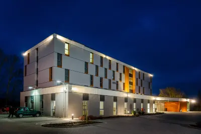 Best Western Plus Lakeside Hotel Hotels in 