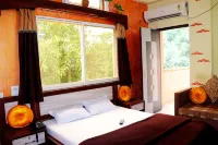 Hotel Raj Palace