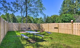 Mt Lookout Tiny House w/ Backyard & Fire Pit! - Housity