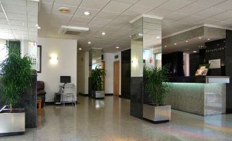Hotel Villa Naranjos - Housity