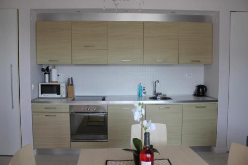 一卧室公寓 - 带海景和泳池景