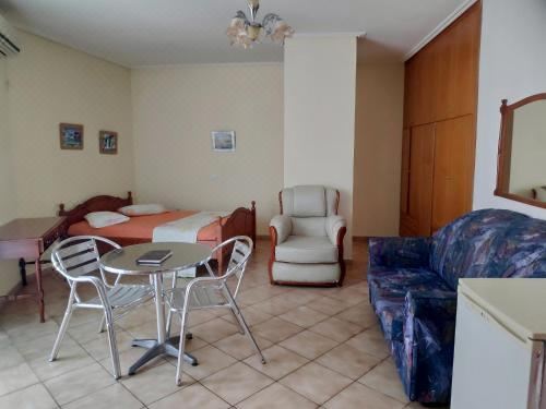 带露台一室公寓