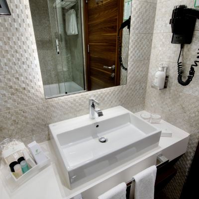 尊貴大號床間 伊斯坦堡卡德柯伊假日酒店優惠