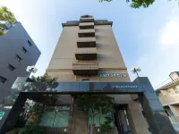 Nawa Plaza Hotel โรงแรมใน