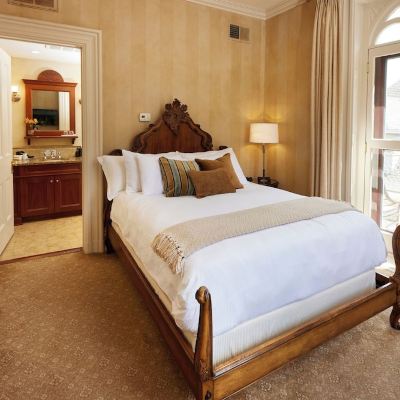 Standard Room 6 Mansion Hill Inn Promo Code