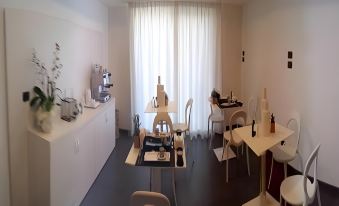 Arete' Luxury Room - Housity