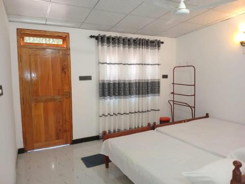 双人房（带独立浴室）