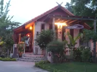 Wannida Garden Resort