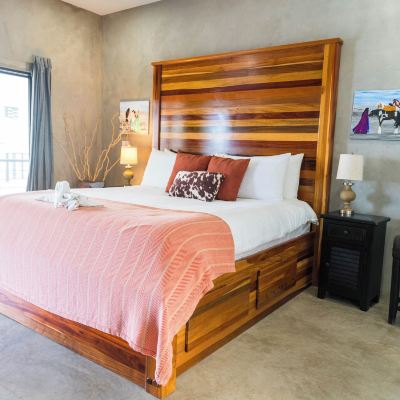 Luxury Room, 1 King Bed, Balcony (Wood Room) Playa de Sala Promo Code