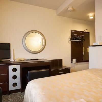 豪華雙人床房 可吸菸 那霸GRG飯店優惠