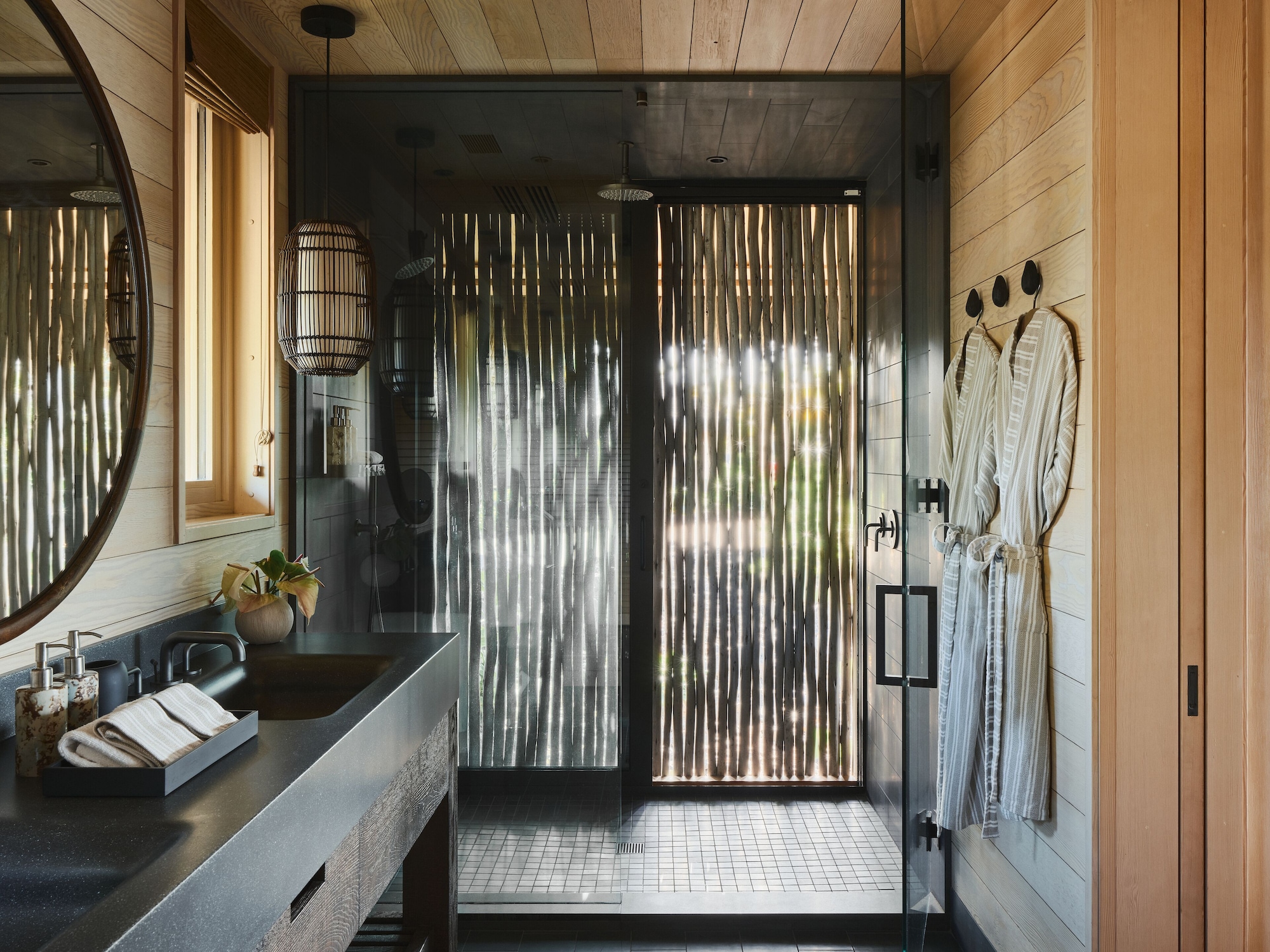 黑沙滩海滨两房住宅