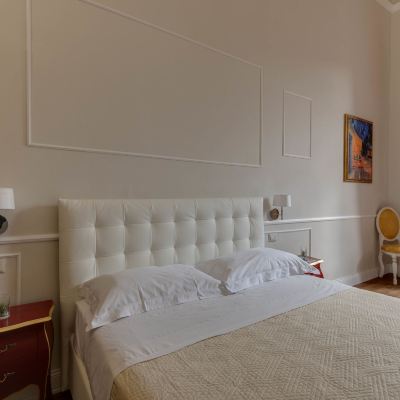 雙人房，1張大床（Santo Spirito） 聖艾戈迪歐住宅酒店優惠