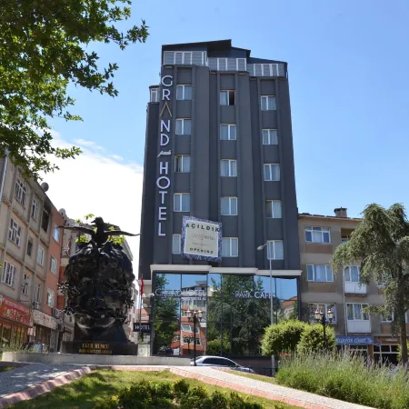 Grand Park Hotel Corlu City Center Отели в г. Чорлу