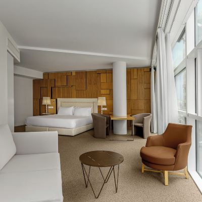 King Suite Room Mate Aitana Promo Code