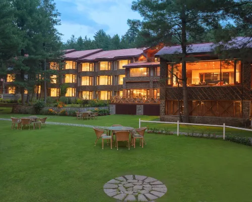 Welcomhotel by ITC Hotels, Pine N Peak, Pahalgam Ξενοδοχεία στην πόλη Pahalgam
