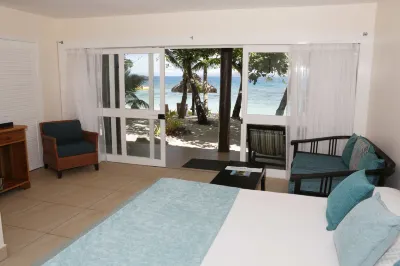 Nakelo Treasure Island Resort & Spa Отели в г. 