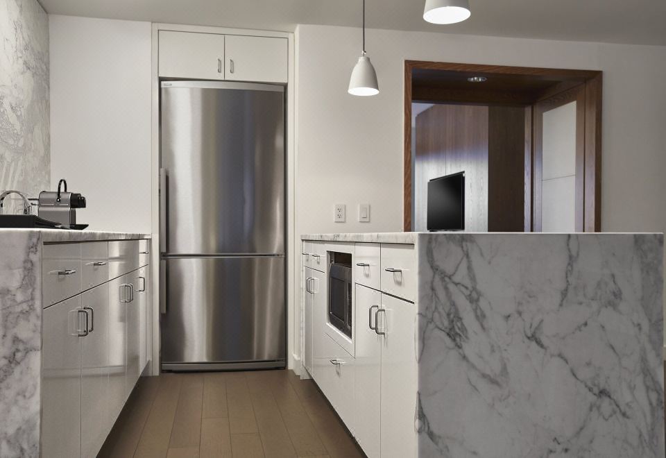 Loews Regency New York HotelUptown Bohemian 1-Bedroom Suite